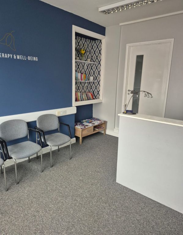 Property photo 3 of 7 Img_3852