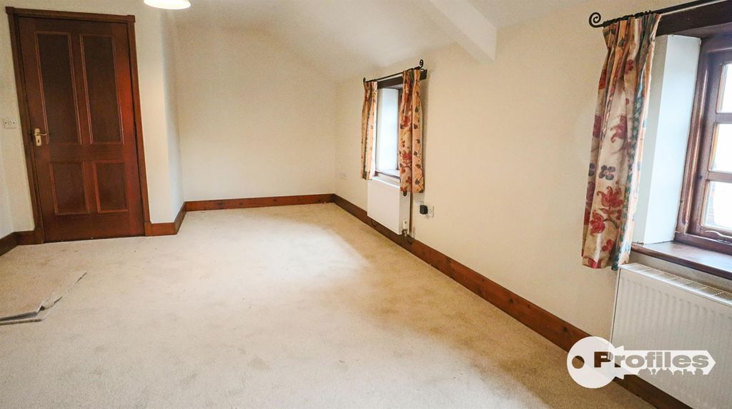 Property photo 3 of 8 Img_0696.Jpg