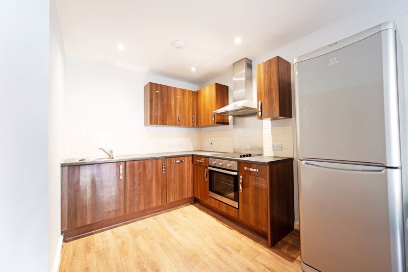 Property photo 3 of 8 Kitchen