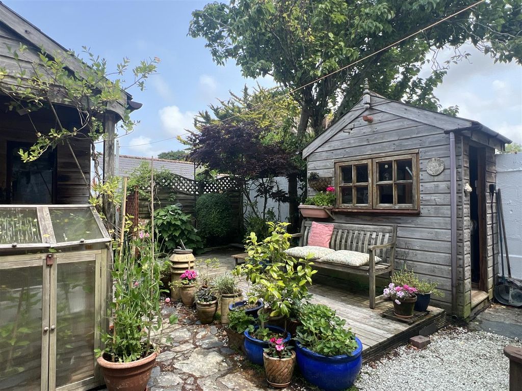 Property photo 2 of 24 Garden,  Workshops, Elevations And Views