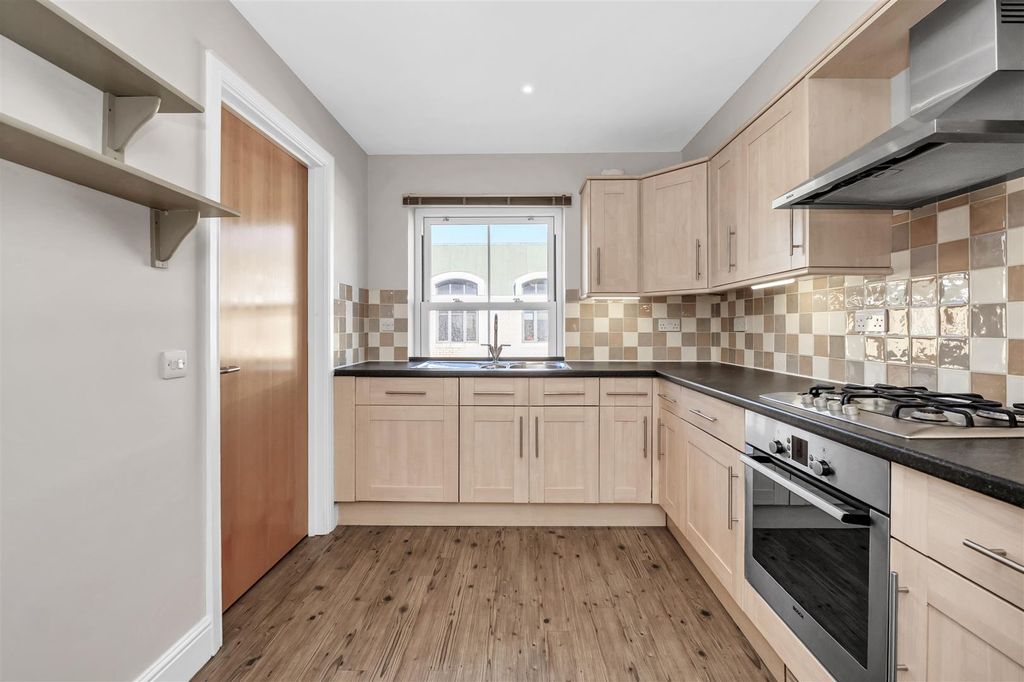 Property photo 2 of 19 Dcp_1240.Jpg