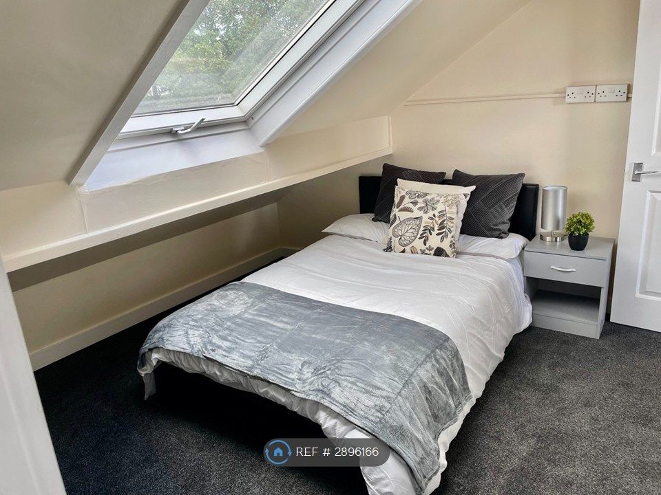 Property photo 2 of 6 Seperate Bedroom