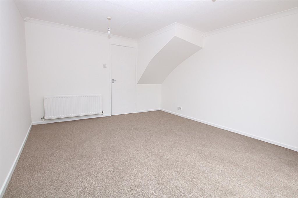 Property photo 3 of 10 Img_8890.Jpg