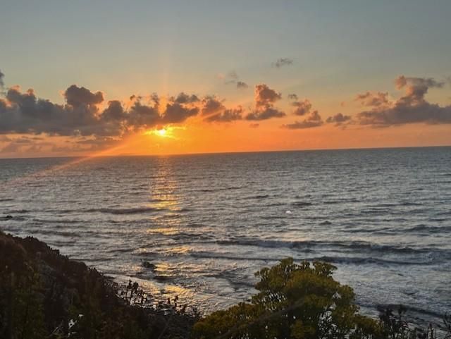 Property photo 3 of 8 Beach Hut 9.Jpg