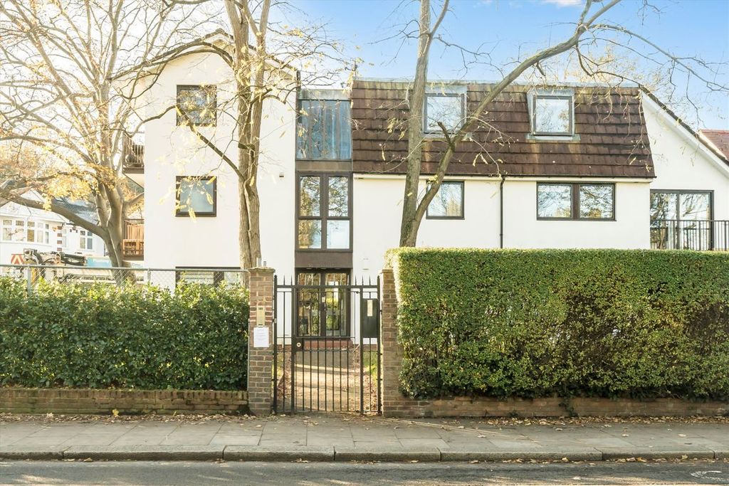 Property photo 1 of 5