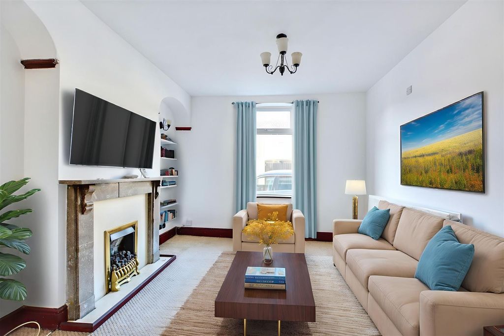 Property photo 3 of 24 Ai Lounge.Jpeg