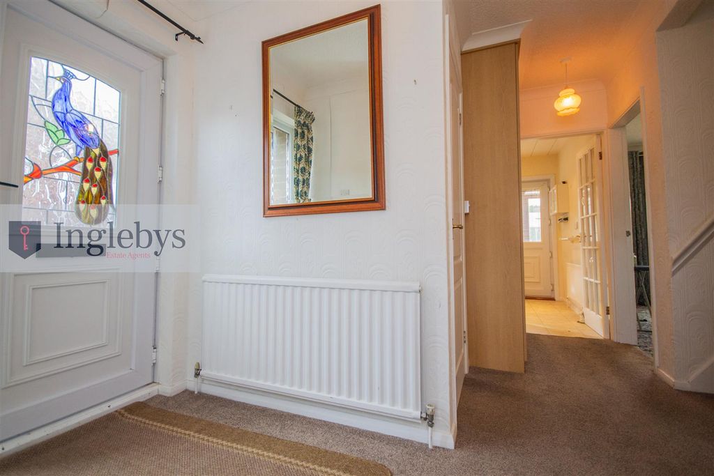 Property photo 3 of 22