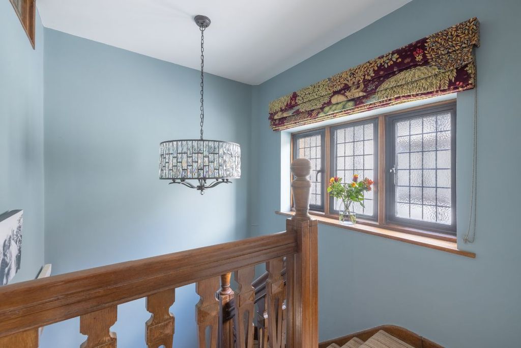 Property photo 3 of 24