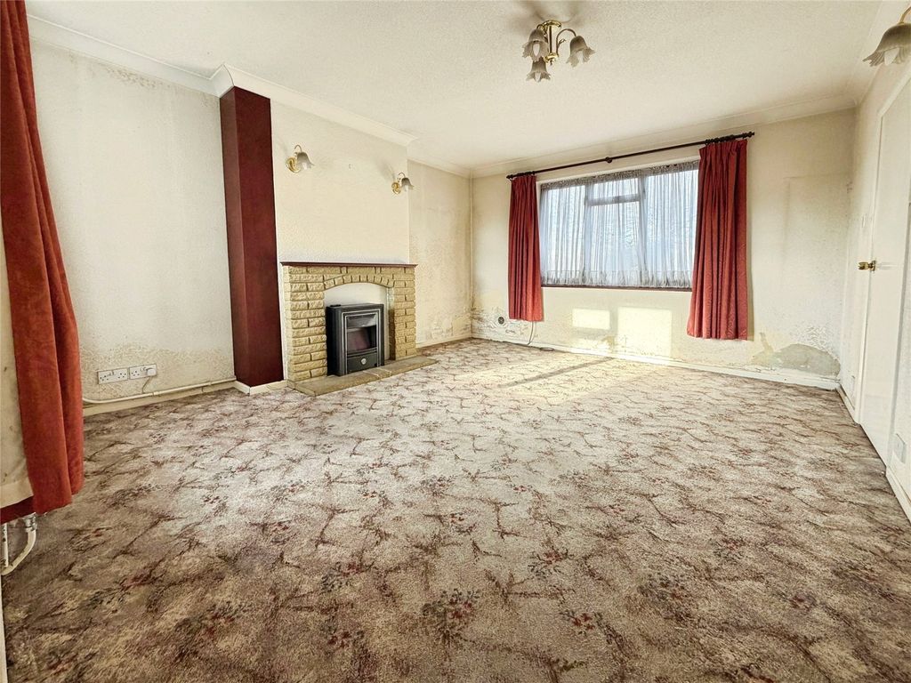 Property photo 2 of 12 Living Room