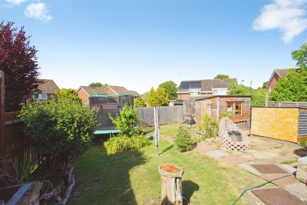 Property photo 2 of 11 Rear Garden