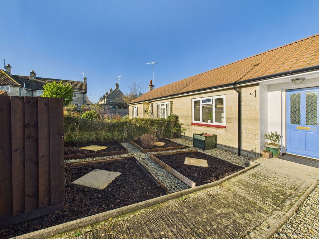 Property photo 3 of 23