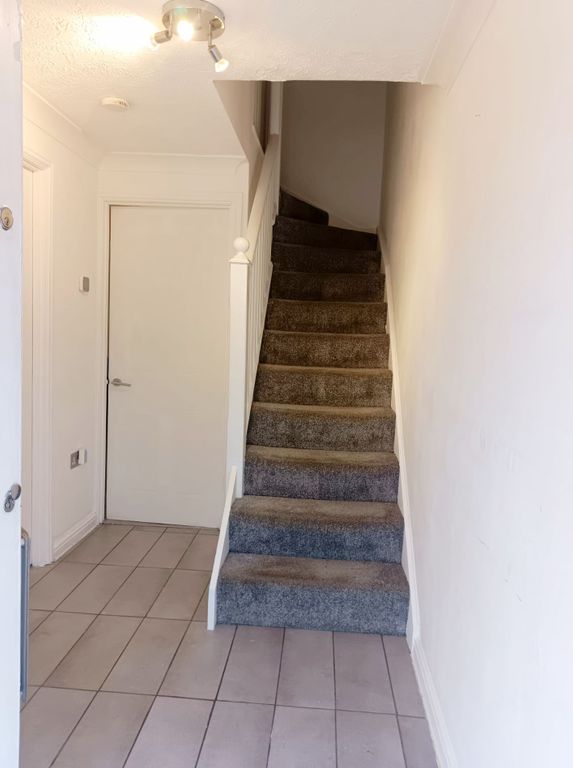 Property photo 2 of 17 Gallery