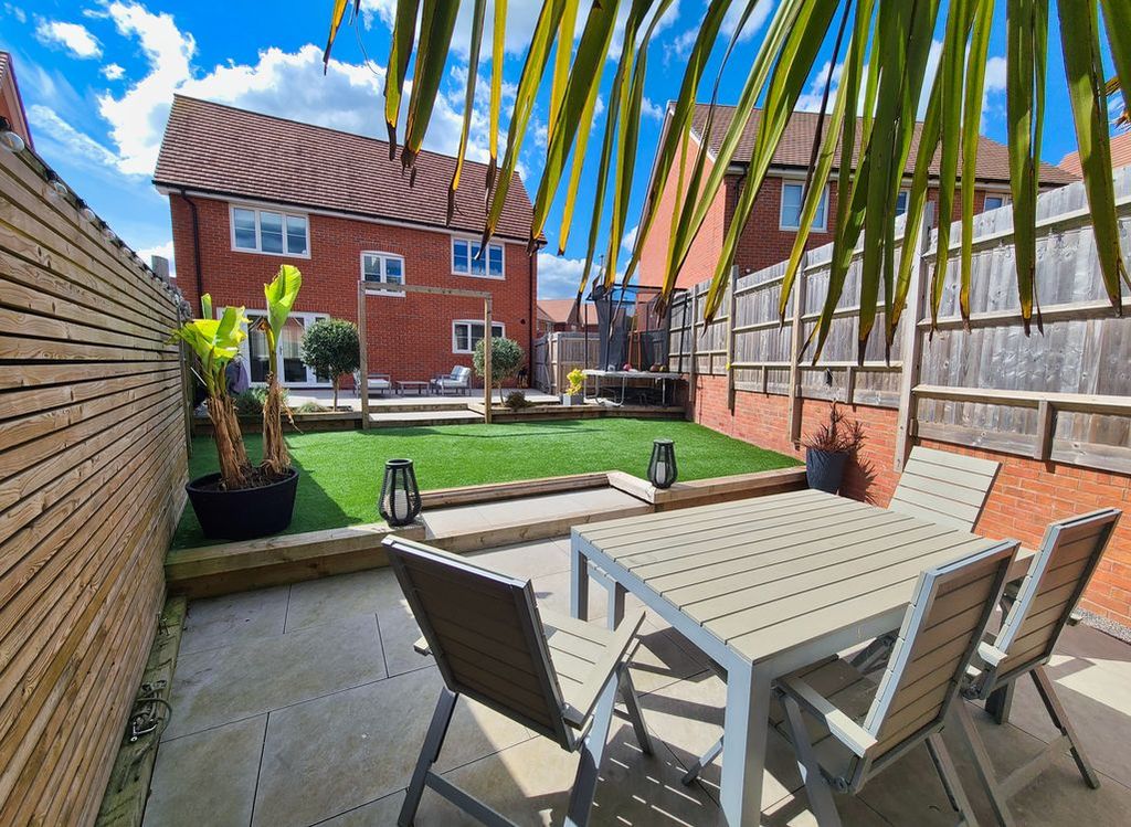 Property photo 2 of 16