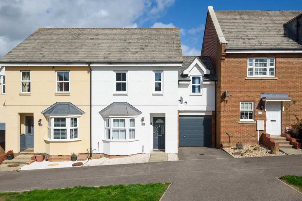 Property photo 1 of 18 4526950