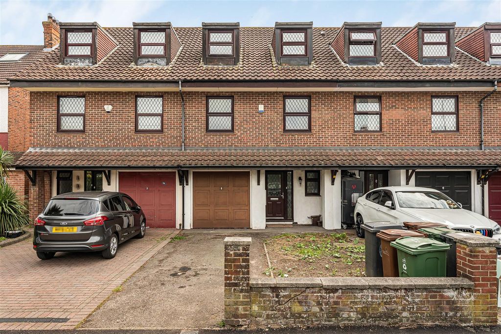 Property photo 1 of 19