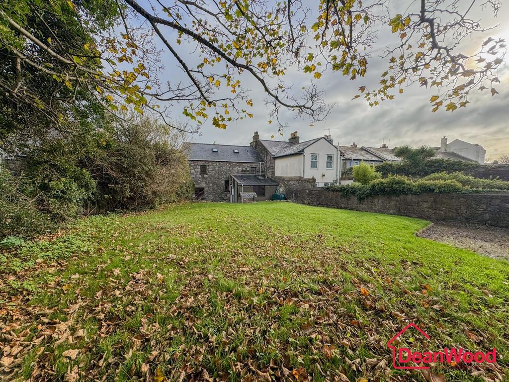 Property photo 2 of 23 2.Jpg