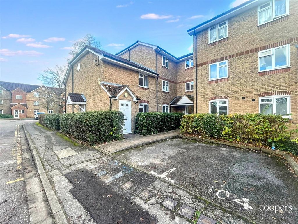 Property photo 1 of 9 External 3.Jpg