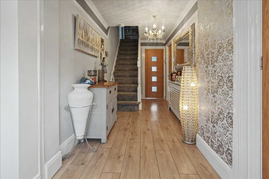 Property photo 3 of 31 Additional Photo