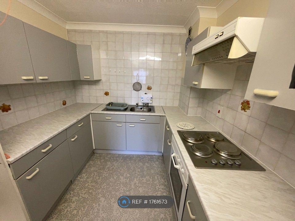Property photo 3 of 13