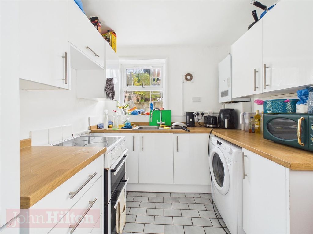 Property photo 2 of 10 Cam02534G0-Pr0657-Still005.Jpg