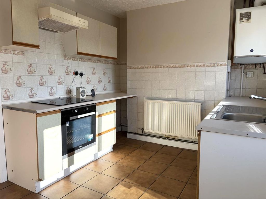 Property photo 3 of 8
