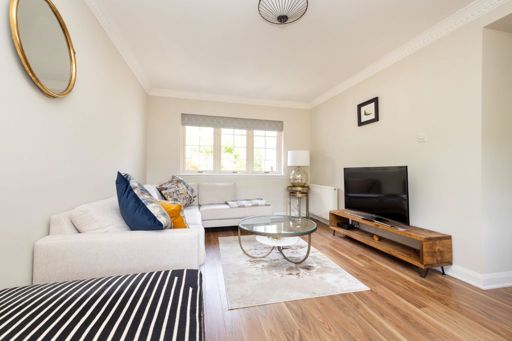 Property photo 3 of 27 4804263