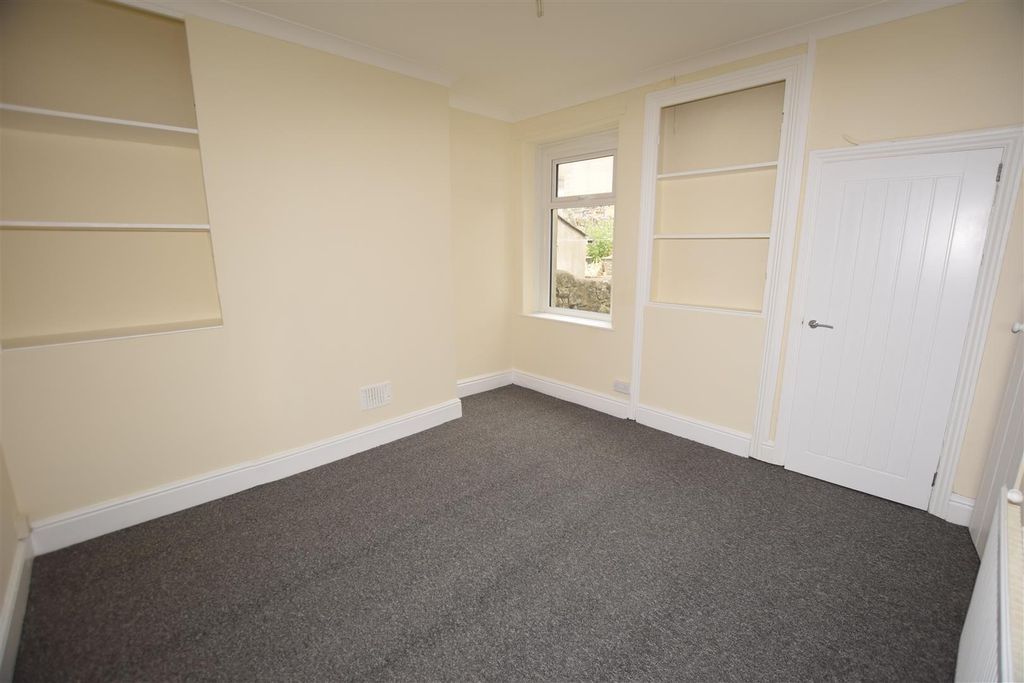Property photo 3 of 16 Dining Room