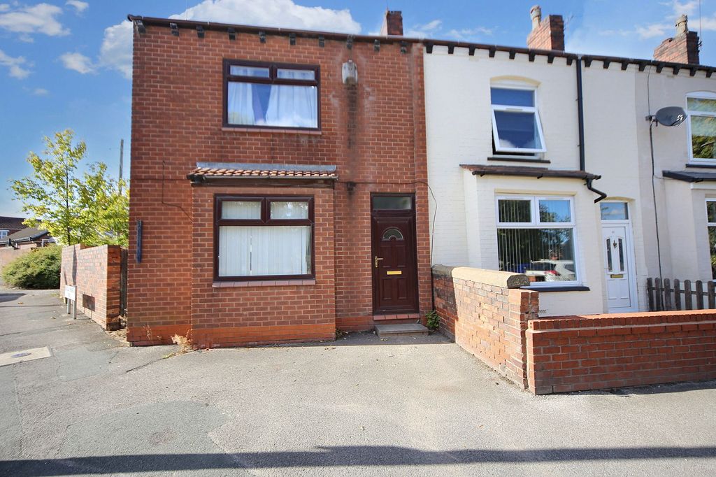 Property photo 1 of 21