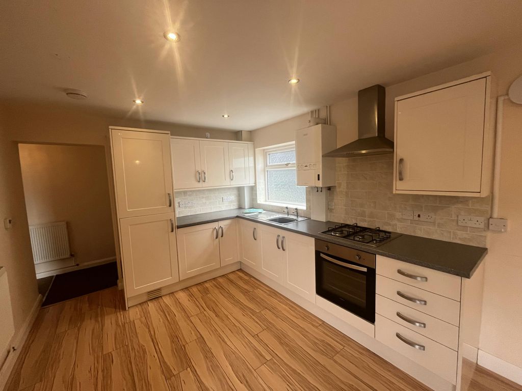 Property photo 1 of 8 11.Jpg