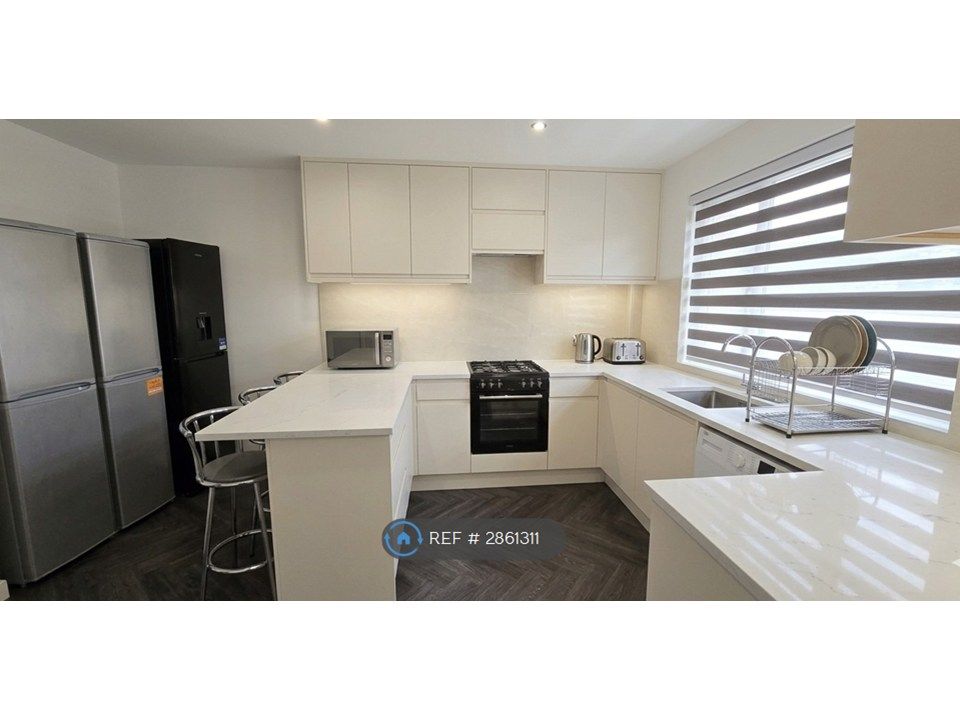 Property photo 3 of 12 Ely Close B37 5Ru House 3