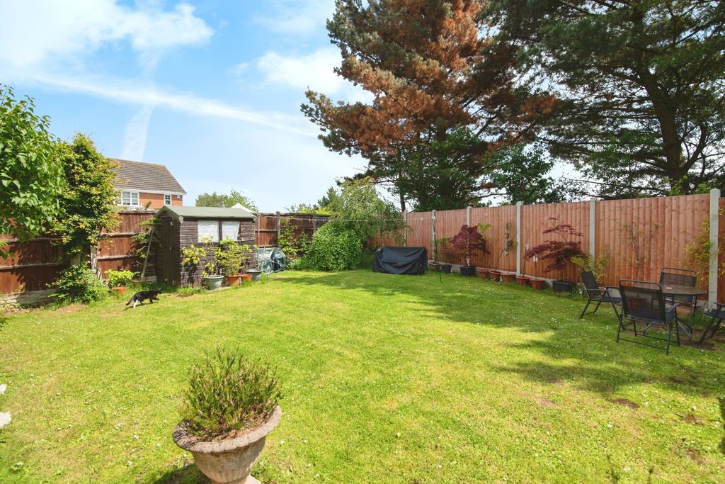 Property photo 2 of 19 Rear Garden