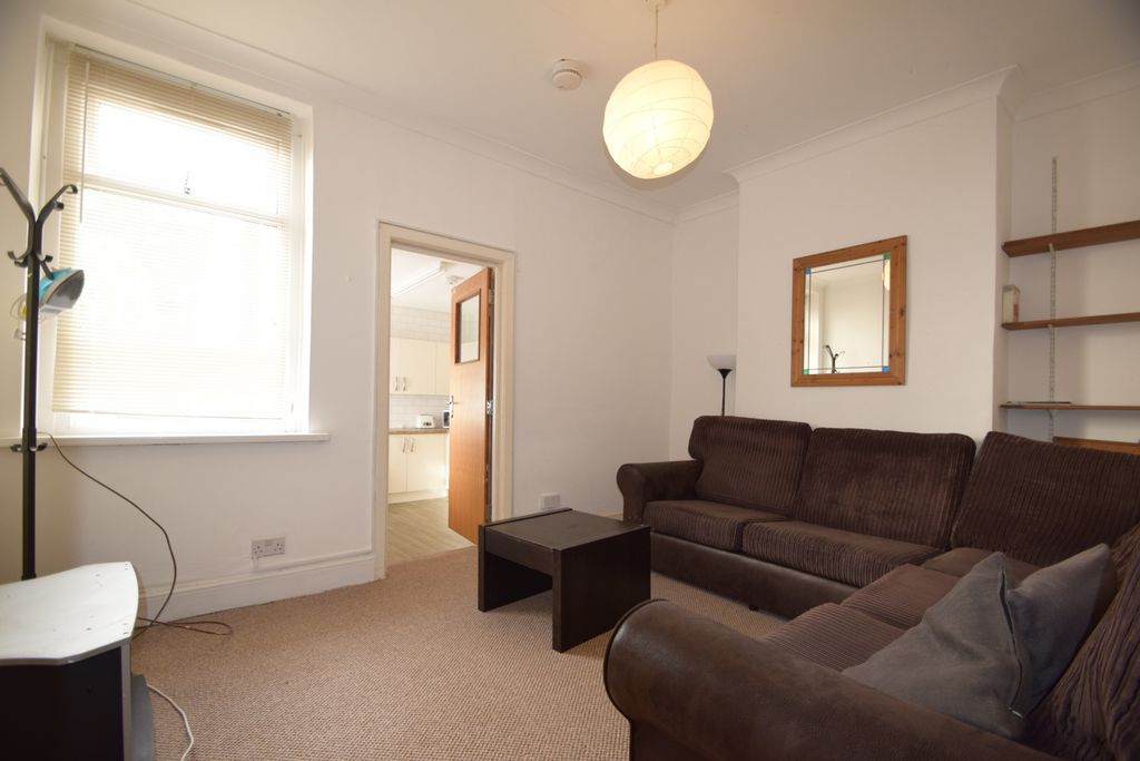 Property photo 3 of 8 Photo 3