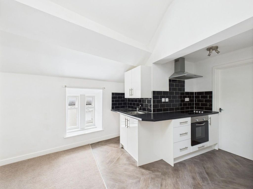 Property photo 1 of 9 Open Plan Kitchen/Dining Area