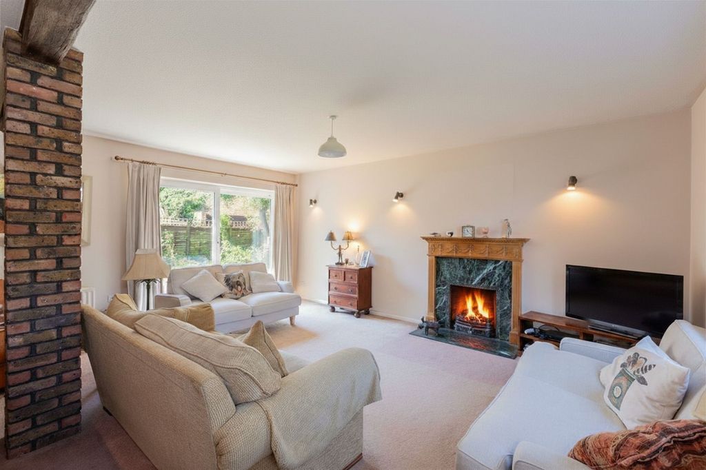 Property photo 2 of 15 Open Fire