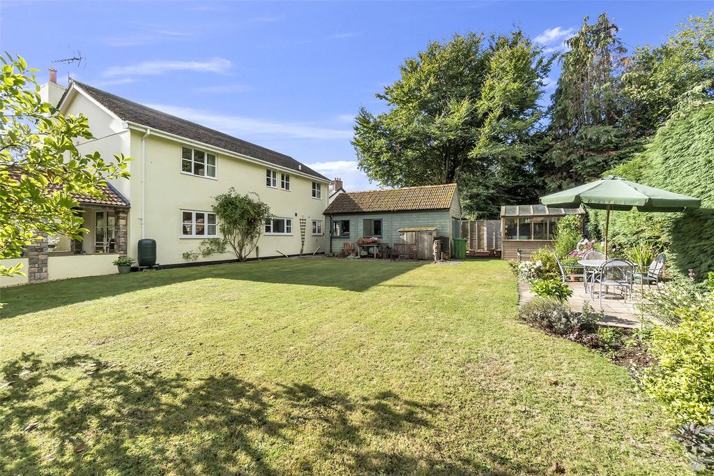 Property photo 2 of 45 Picture No. 43