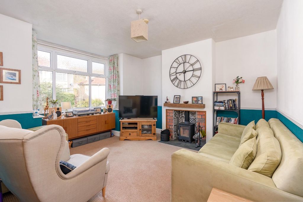 Property photo 3 of 39 Olh03478-Hdr-Edit.Jpg