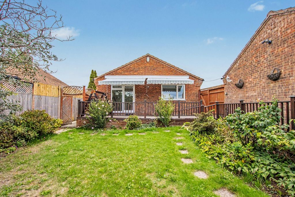 Property photo 2 of 28 5477165