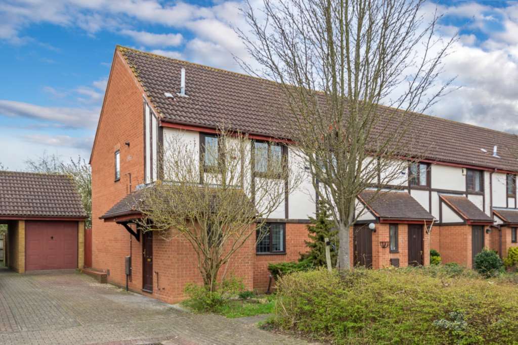 Property photo 1 of 11