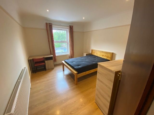 Property photo 2 of 11 Images