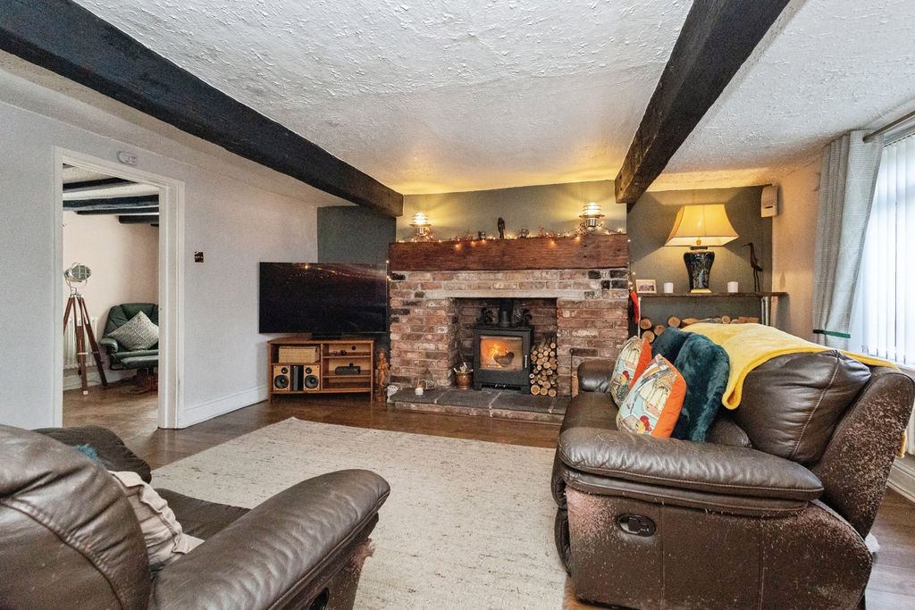 Property photo 1 of 23 Pbox-Img.Jpg