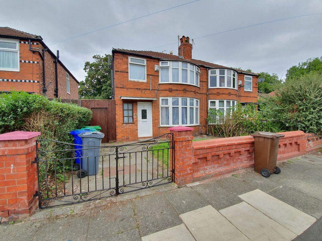 Property photo 1 of 8