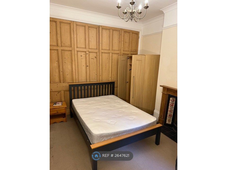 Property photo 1 of 9 Double Bed