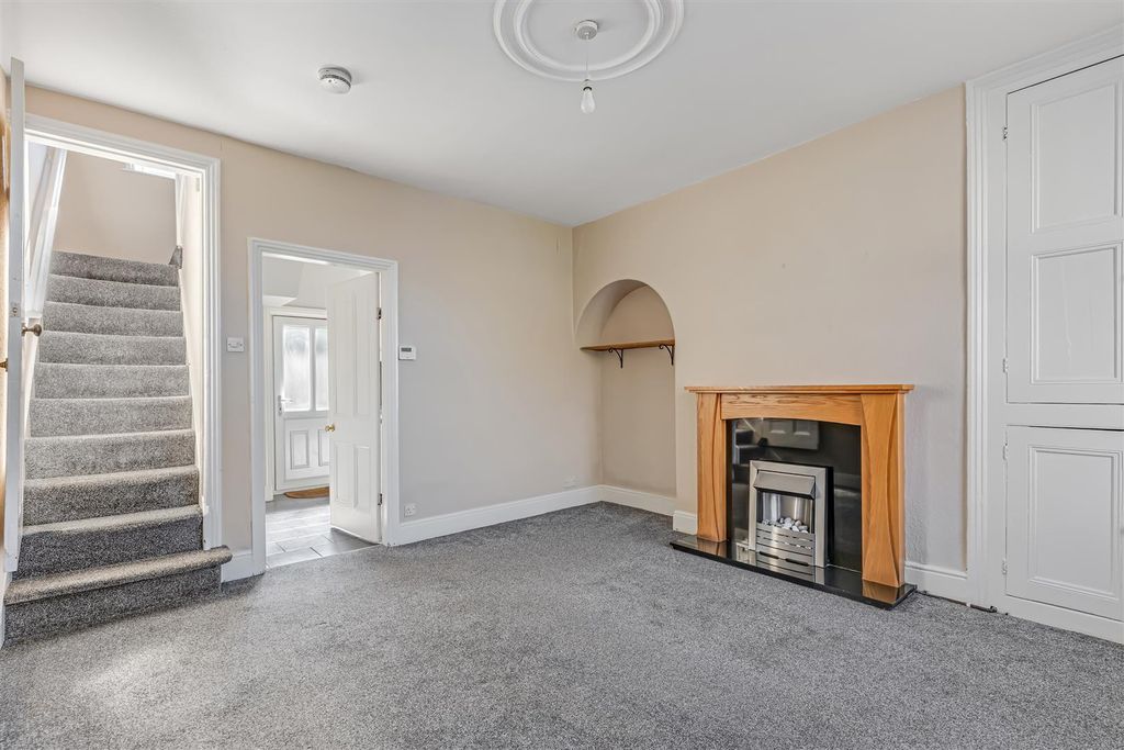 Property photo 3 of 17 Img_9865.Jpg