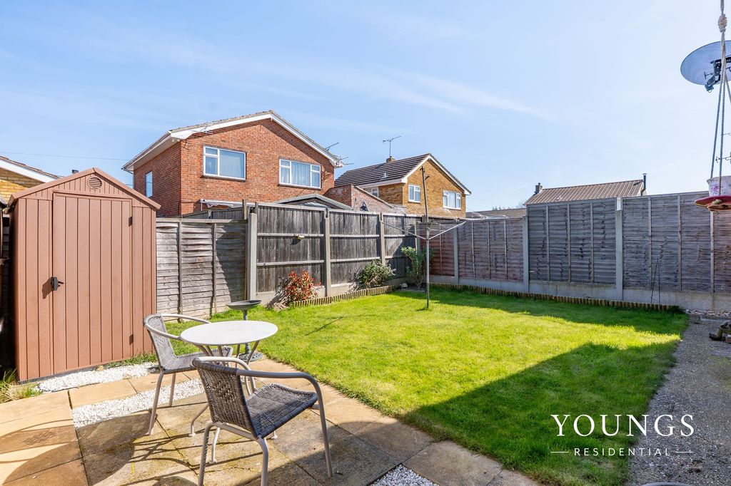 Property photo 2 of 20