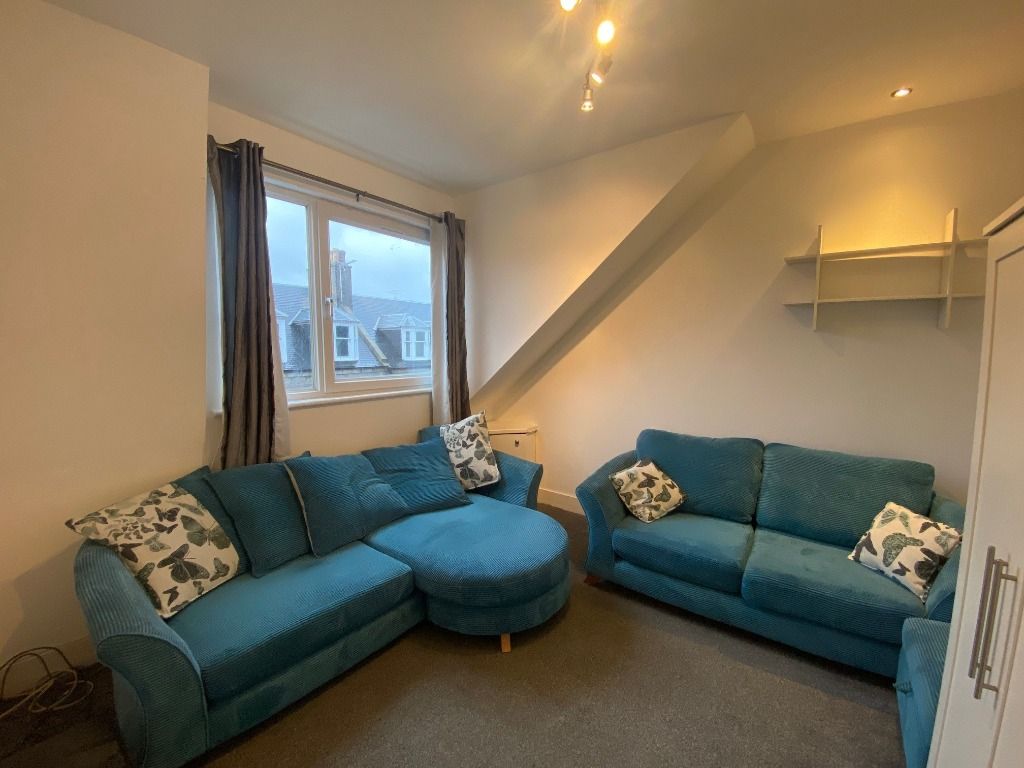 Property photo 2 of 8 Photo 2