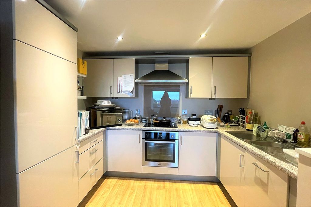 Property photo 3 of 9 Picture No. 04