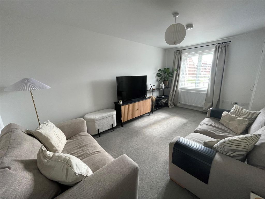 Property photo 3 of 24 Front Room 3.Jpg