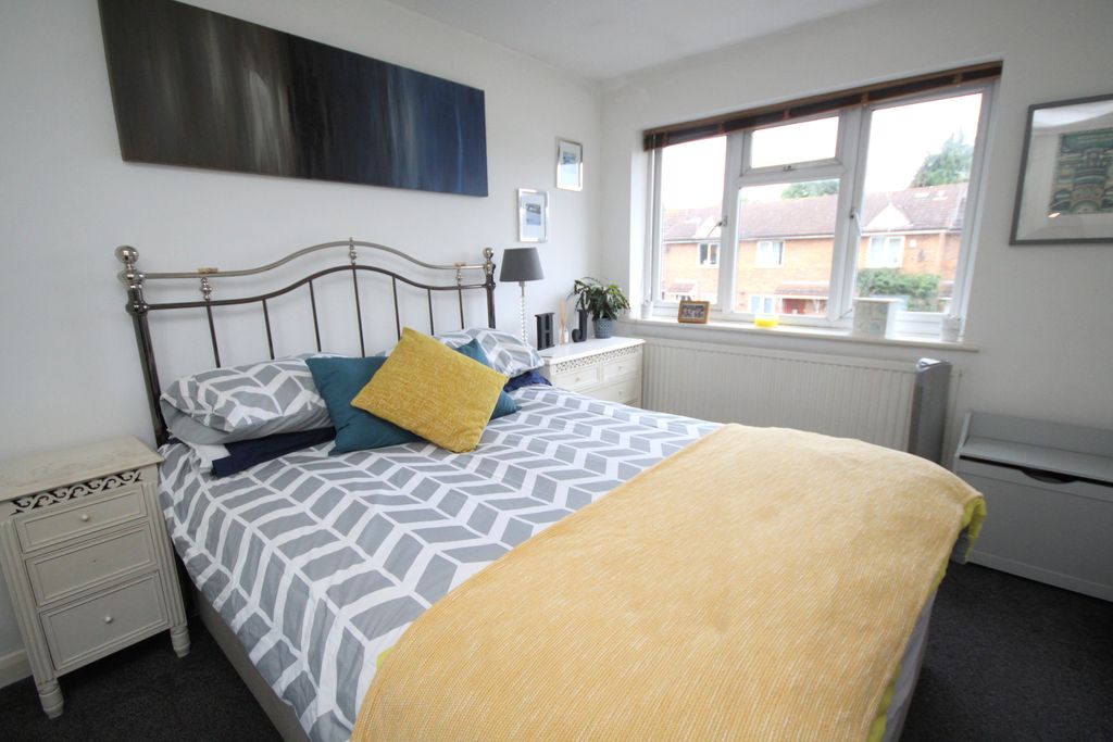 Property photo 3 of 10