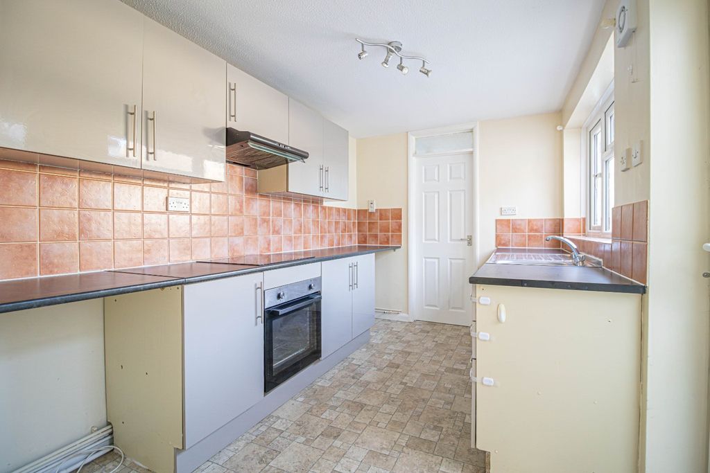 Property photo 3 of 11 55498310