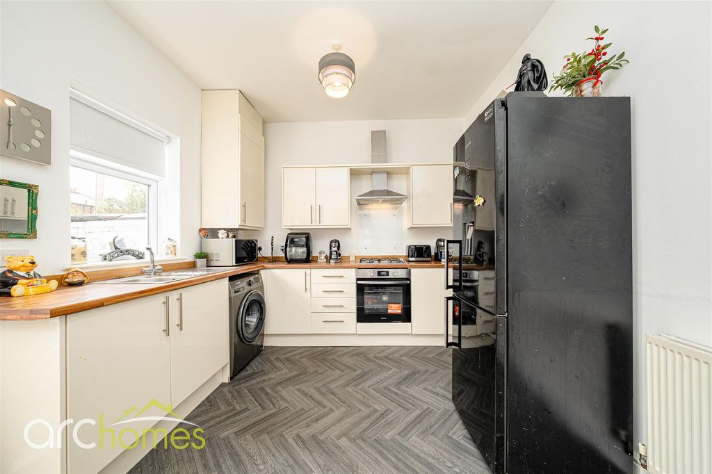 Property photo 3 of 19 Brideoake-5.Jpg